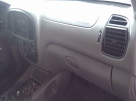 2007 TOYOTA SEQUOIA, SILVER, SR5, 4.7L, 4WD, Z25991